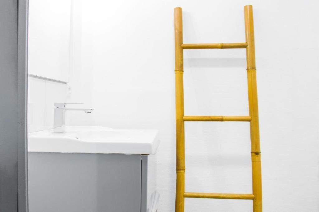 Le Melusine , A 50M De La Gare De Poitiers Apartment Ngoại thất bức ảnh